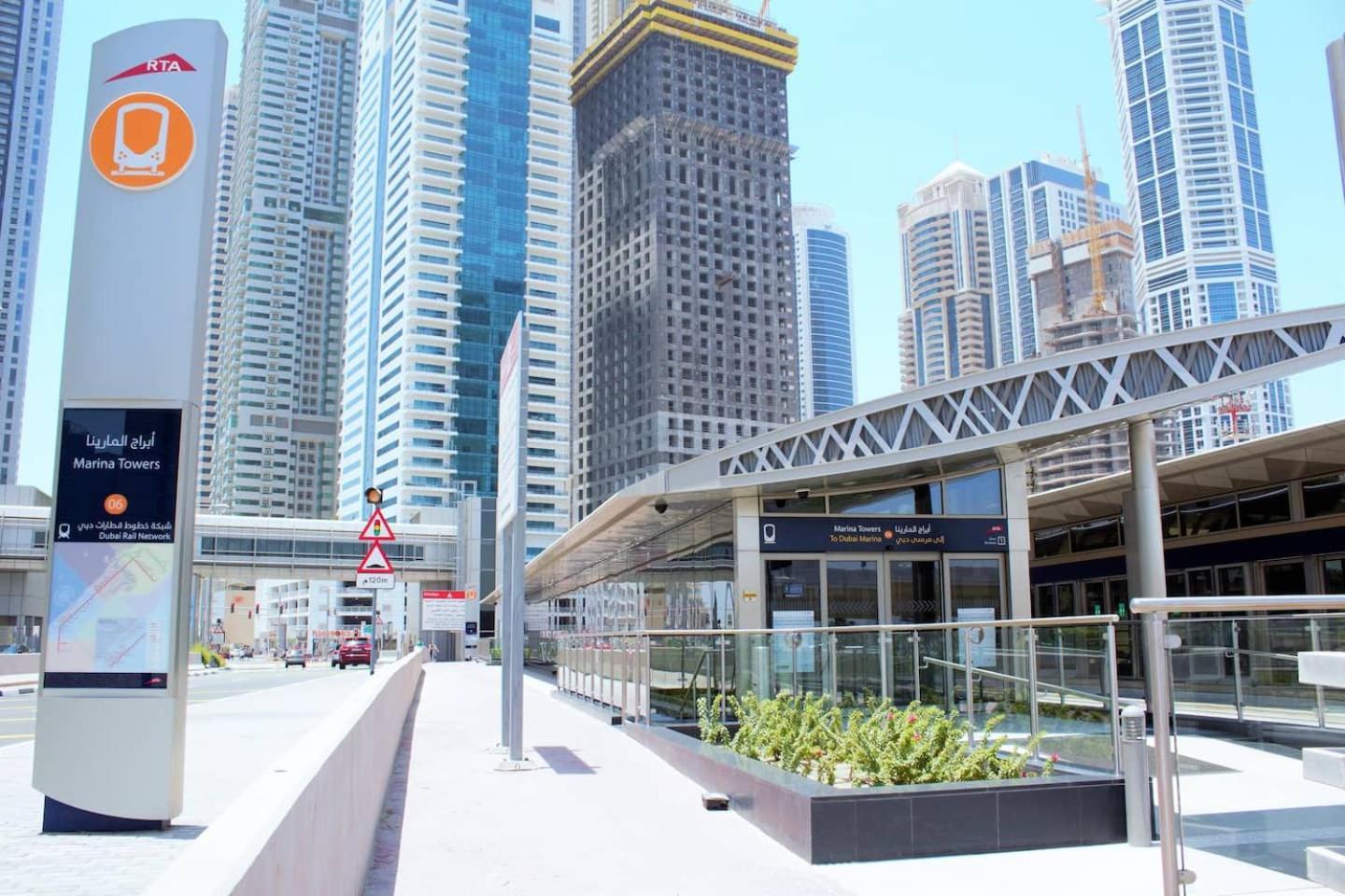 Iconic Marina & Sea Views From The 52Nd Floor Aparthotel Dubai Exterior photo